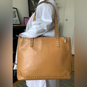 MALI Tan Large Shoulder Bag.